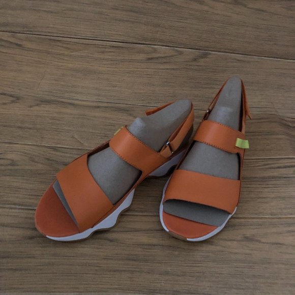 Sorel Kinetic Impact II Sling women Sandals,9.5 NIB - Picture 2 of 11